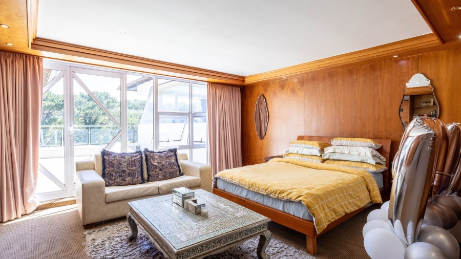 7 Bedroom Property for Sale in Constantia Western Cape